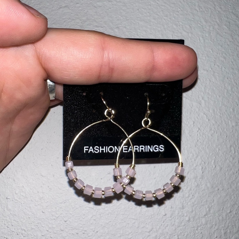 Hoop earrings with pink stones